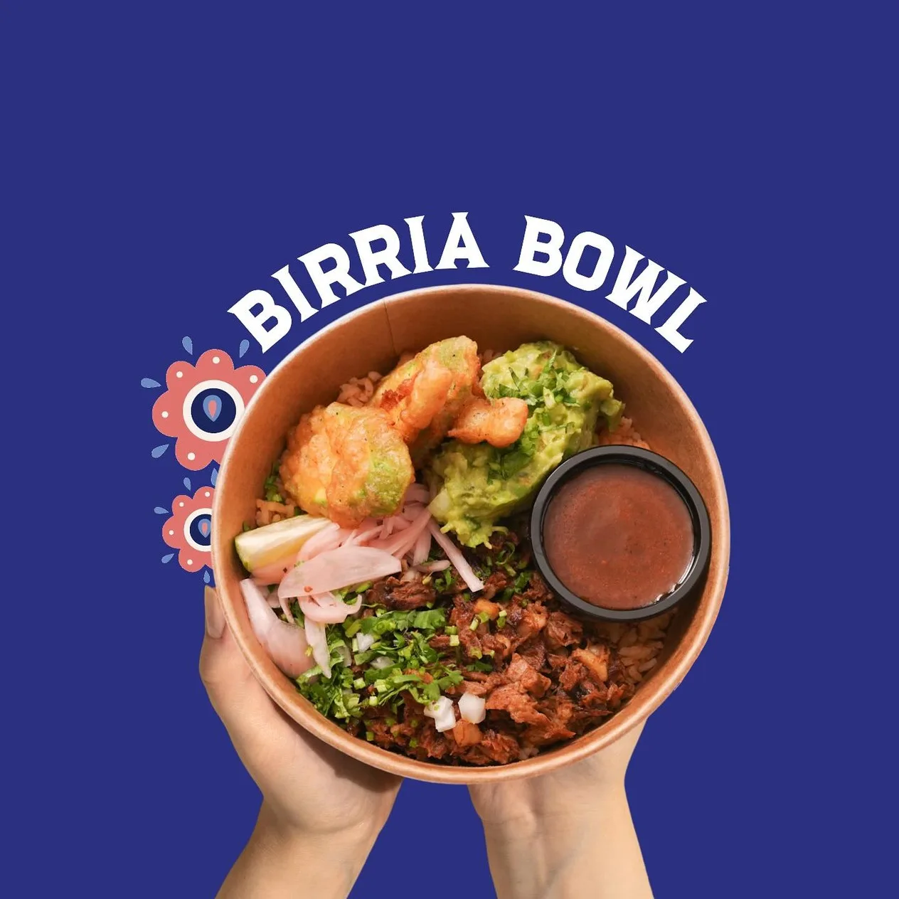 Publicación de Instagram de Los Chavos sobre azul marino: “BIRRIA BOWL” en arco sobre un tazón sostenido con las dos manos y, a un lado, dos flores rojas.